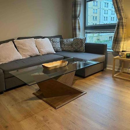 Modern Edinburgh Apartment 2 Bedrooms & Two Bathrooms المظهر الخارجي الصورة